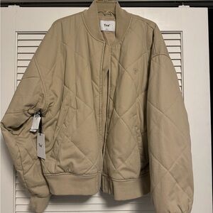 Aritzia TNA Quilted Bomber Jacket BNWT